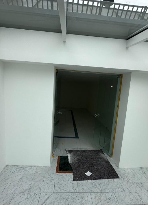 WhatsApp Image 2025-10-20 at 15.36.37 (4)